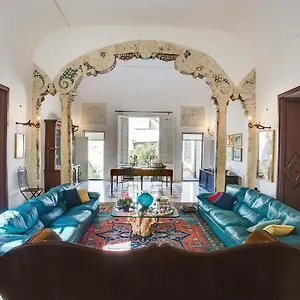  Couette-café Massa House
